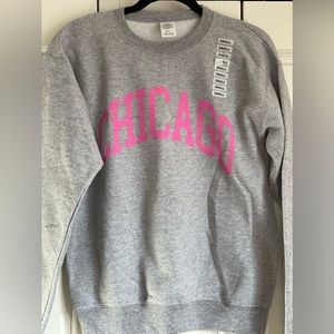 Chicago Sweatshirt gray pink letters Sz Small